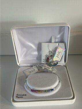 BNWT HUE Jewelry Set